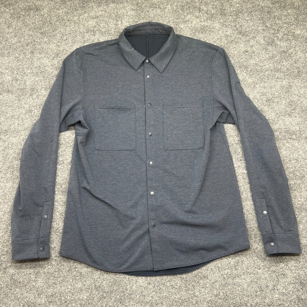 Men's Lululemon Shirt Size Medium M Casual or Dress Stretch Button Down Collar
